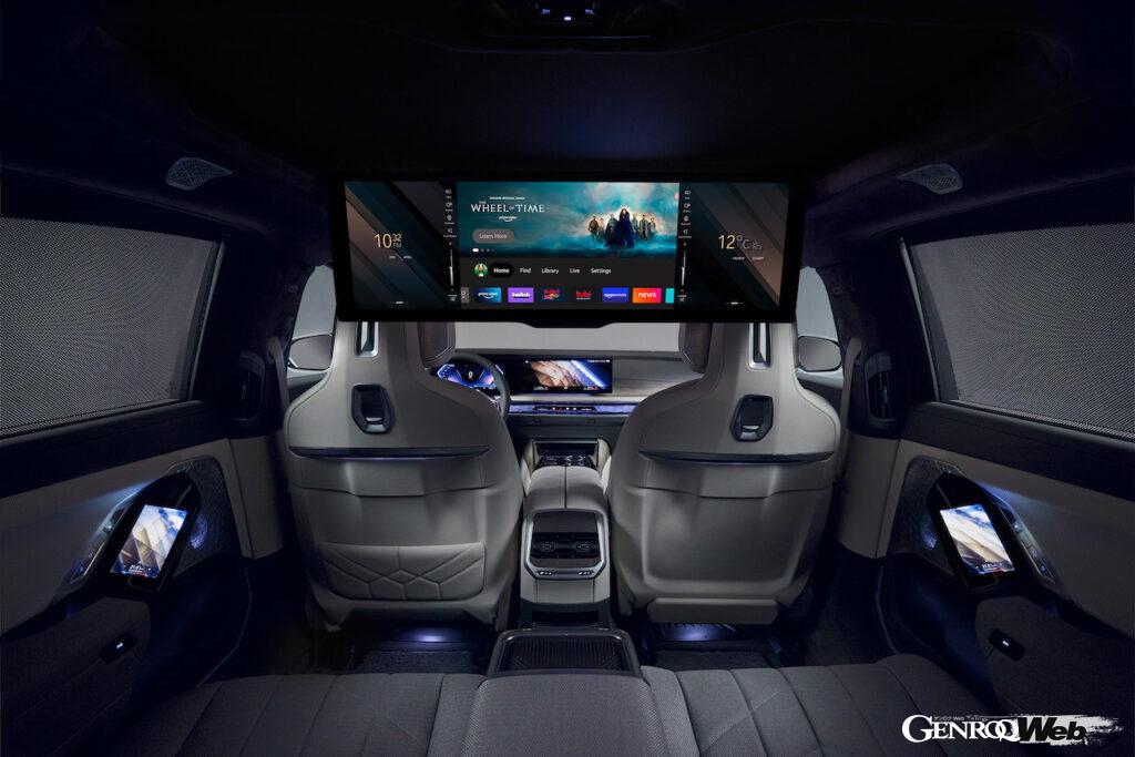 新型BMW 7シリーズのシアタースクリーン
