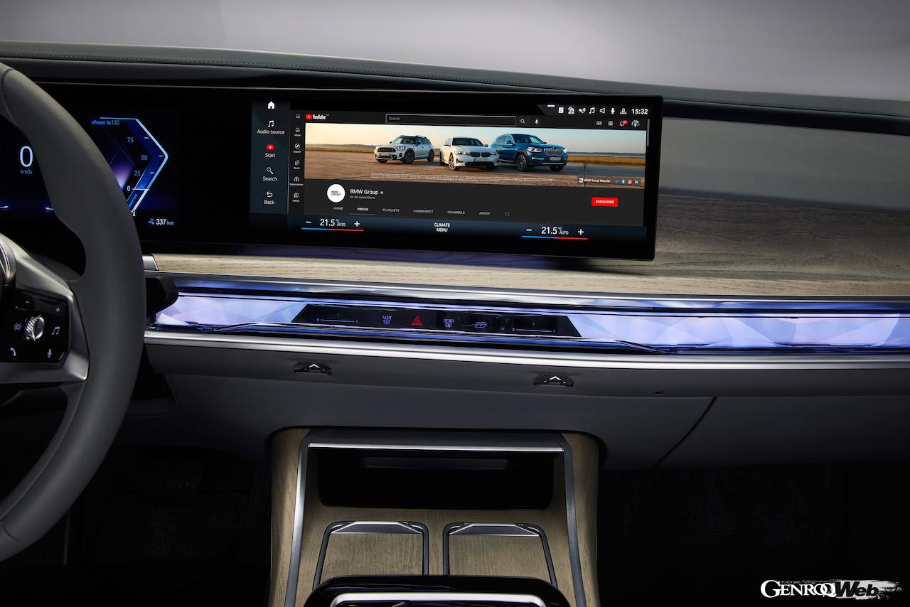 新型BMW 7シリーズのディスプレイ