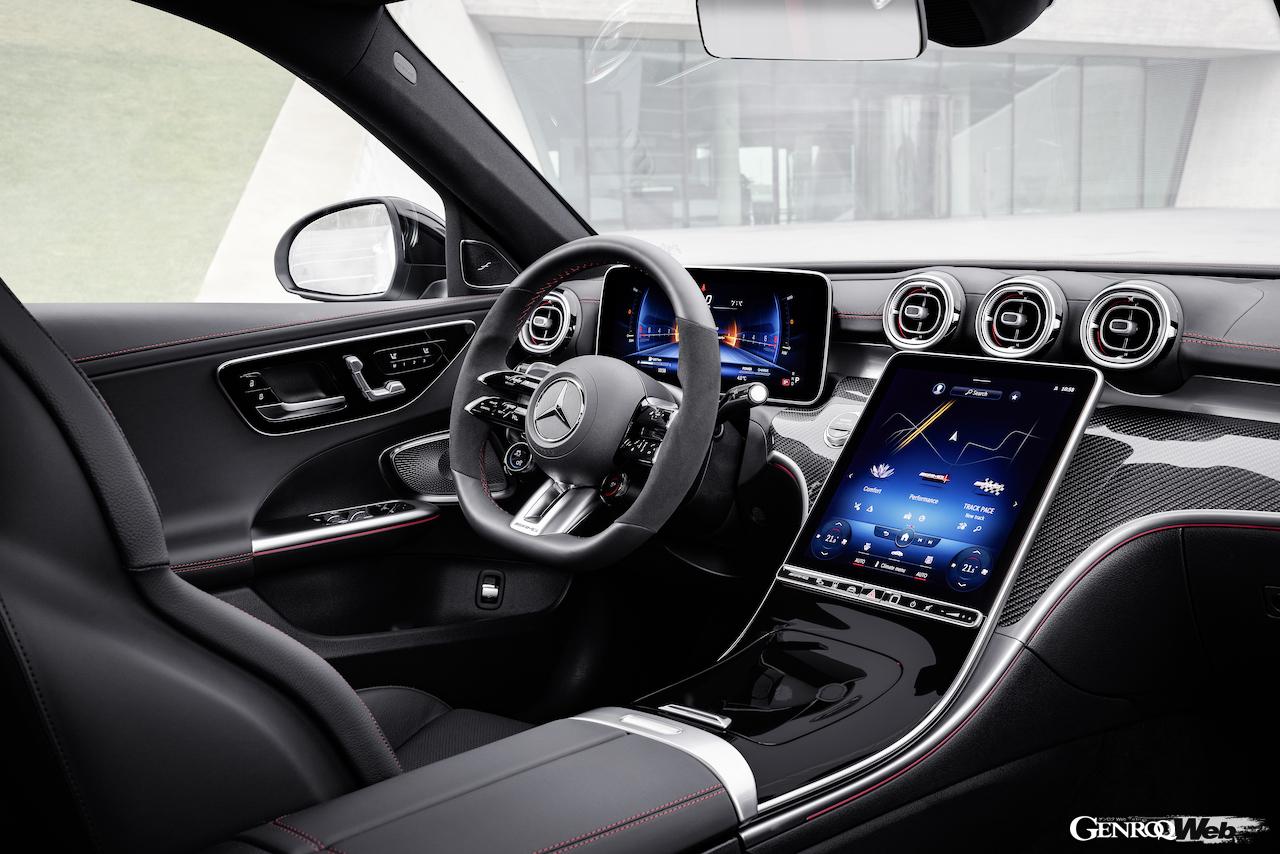 メルセデスAMG C 43 4MATICのコクピット