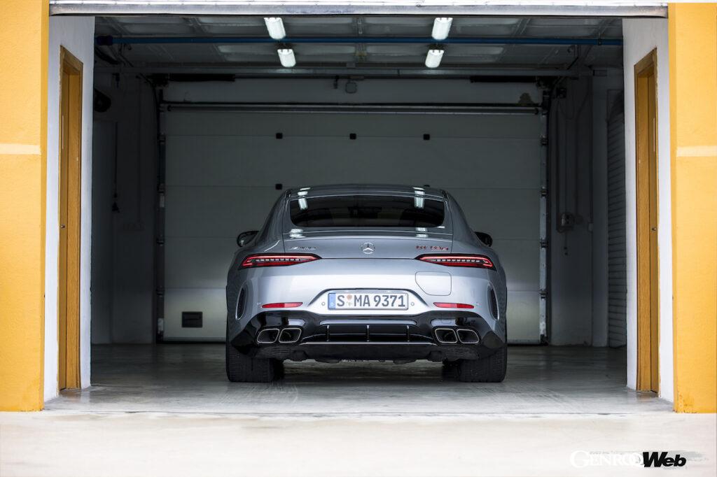 メルセデスAMG GT 63 S E PERFORMANCEのリヤビュー