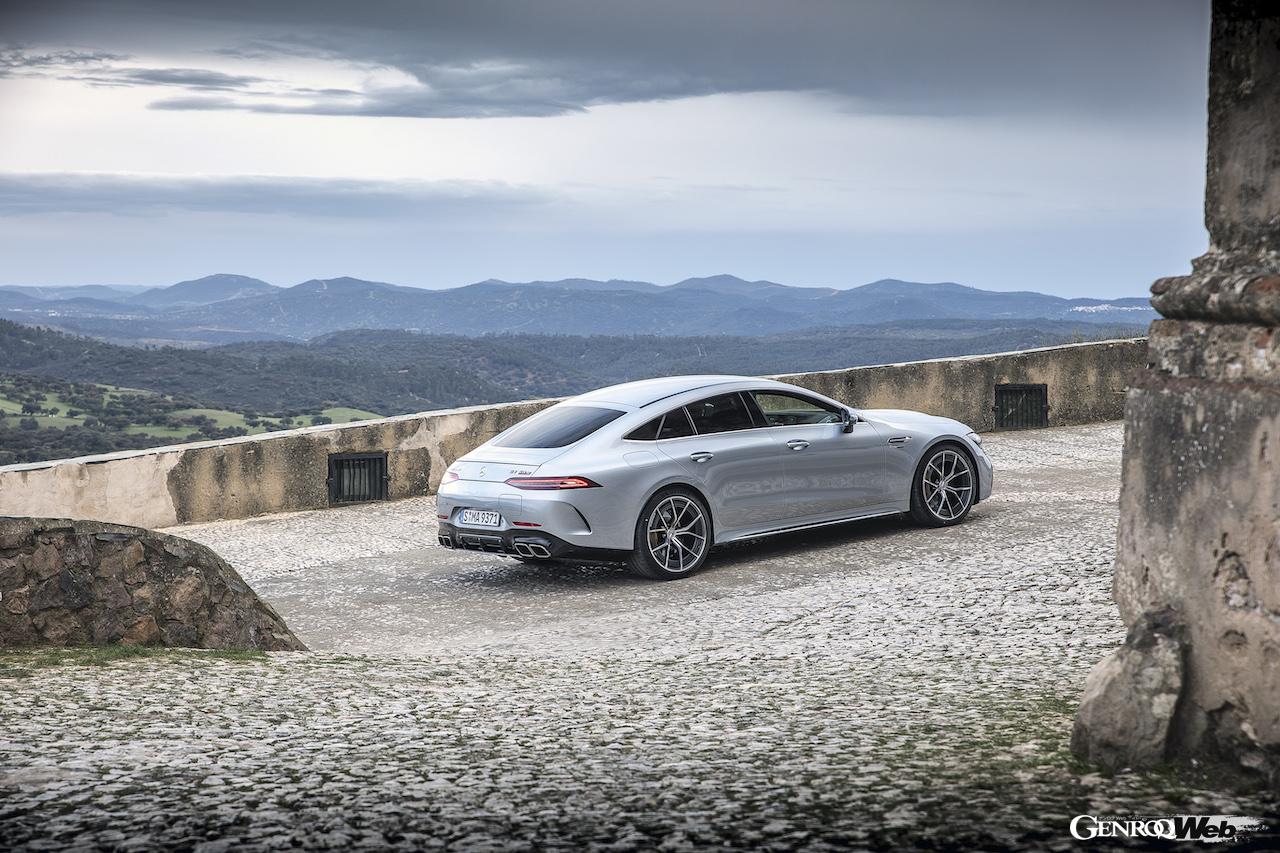メルセデスAMG GT 63 S E PERFORMANCEのリヤビュー