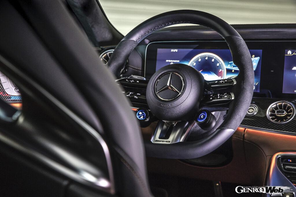 メルセデスAMG GT 63 S E PERFORMANCEのステアリングホイール