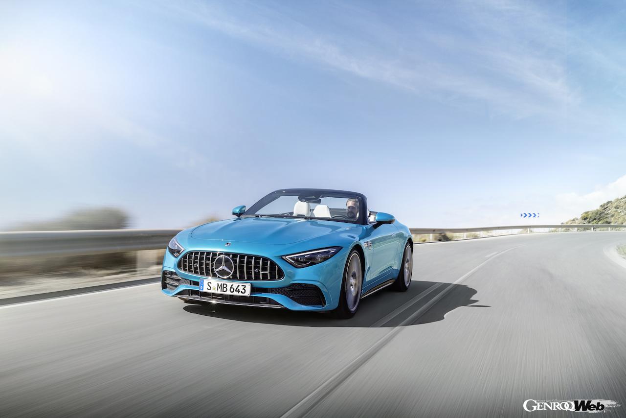 メルセデスAMG SL 43のフロントビュー