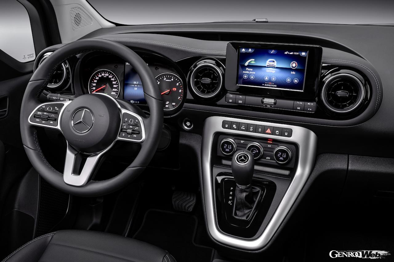 メルセデス・ベンツ Tクラスのコクピット