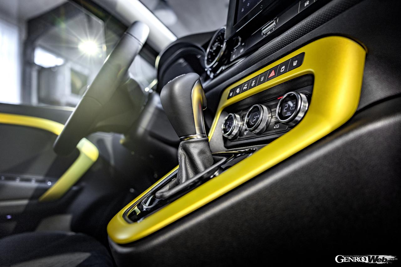 メルセデス・ベンツ Tクラスのセンターコンソール