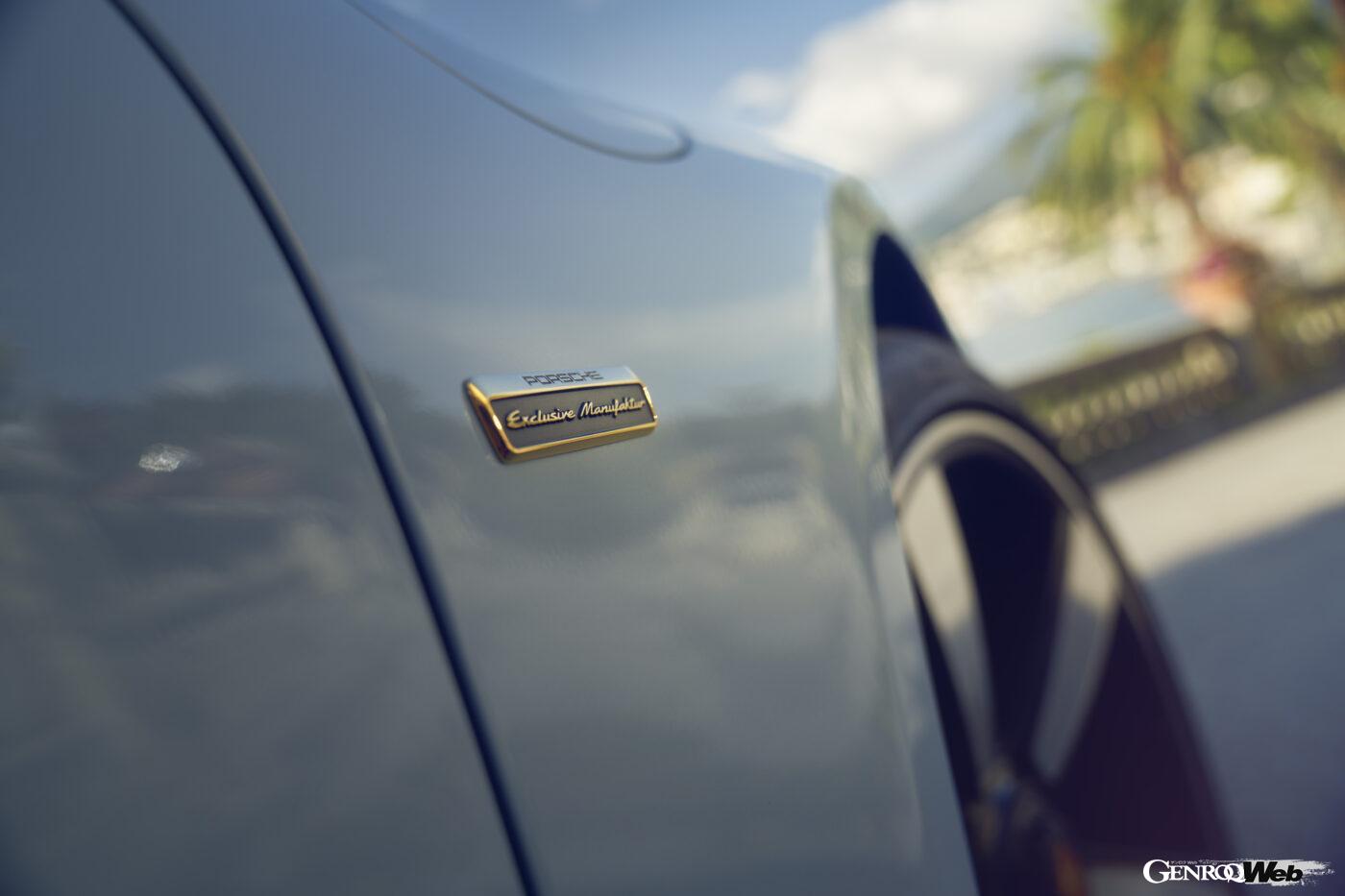 ポルシェ 911 スポーツクラシックのバッジ