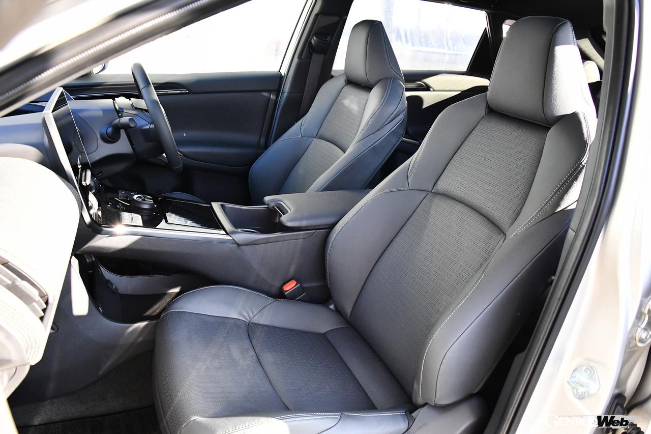 トヨタ bZ4Xのフロントシート