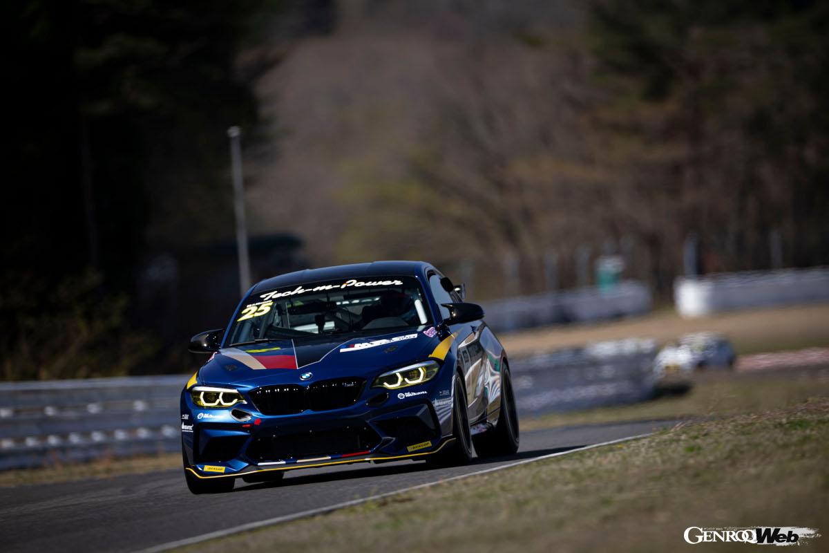 ♯25 TECH-M M2 CS Racing 水元寛規選手。記念すべき開幕戦をポール・トゥ・ウィンで飾った。