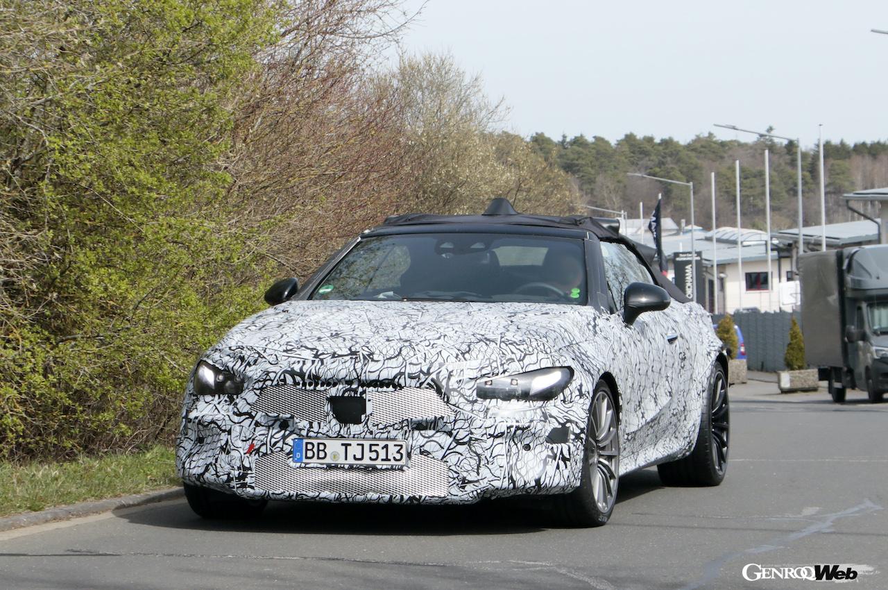 現行のEクラス カブリオレとCクラス カブリオレを統合する「メルセデス・ベンツ CLEクラス」がニュルブルクリンクでテスト