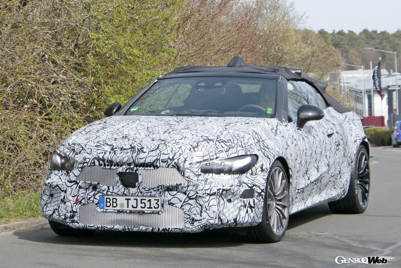 現行のEクラス カブリオレとCクラス カブリオレを統合する「メルセデス・ベンツ CLEクラス」がニュルブルクリンクでテスト