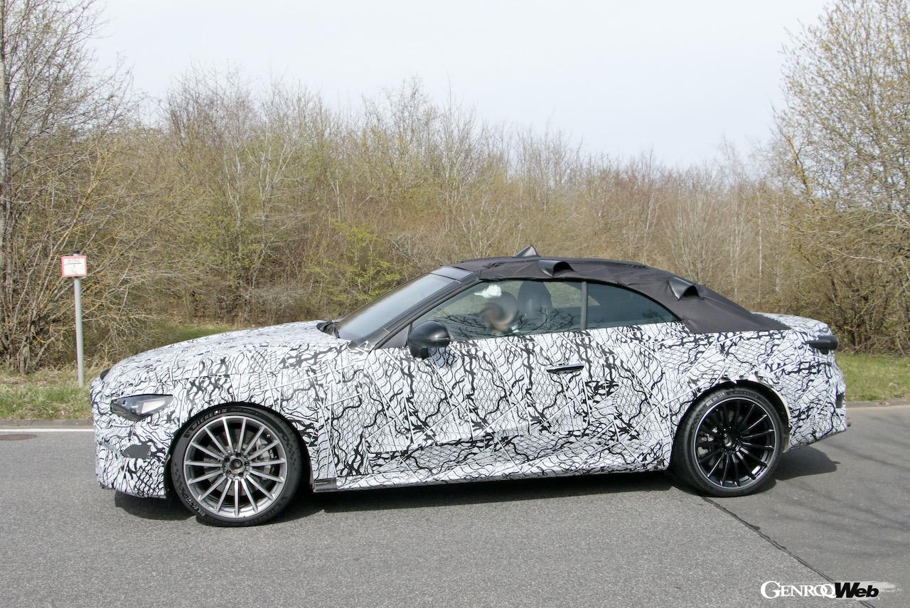 現行のEクラス カブリオレとCクラス カブリオレを統合する「メルセデス・ベンツ CLEクラス」がニュルブルクリンクでテスト