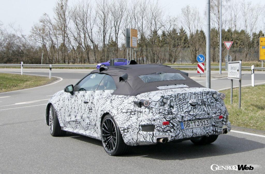 現行のEクラス カブリオレとCクラス カブリオレを統合する「メルセデス・ベンツ CLEクラス」がニュルブルクリンクでテスト。