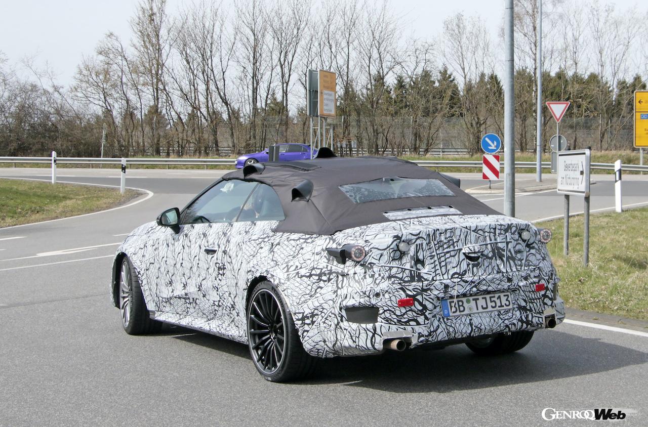 現行のEクラス カブリオレとCクラス カブリオレを統合する「メルセデス・ベンツ CLEクラス」がニュルブルクリンクでテスト