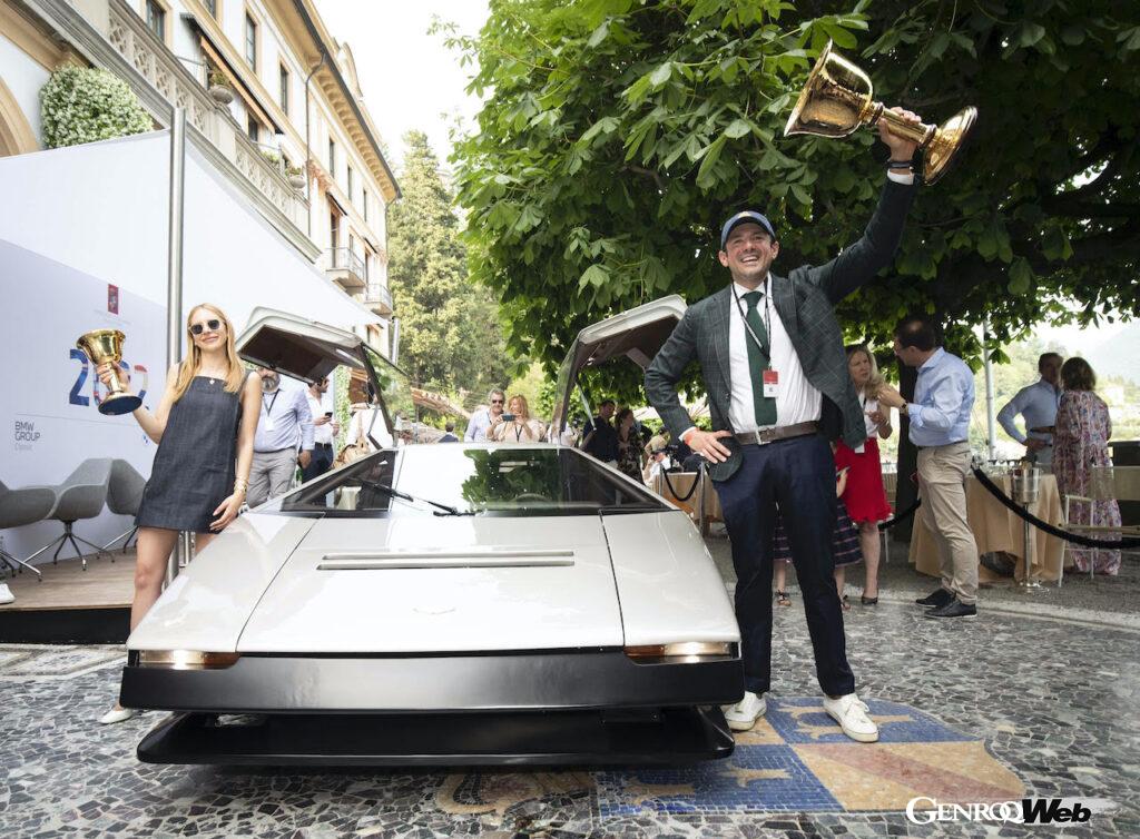 ブルドッグを発見・購入し、クラシック・モーターカーズにレストアを依頼した自動車コレクターのフィリップ・サロフィム（右）。今後、開発当初達成できなかった200mphの速度記録挑戦も計画されている。