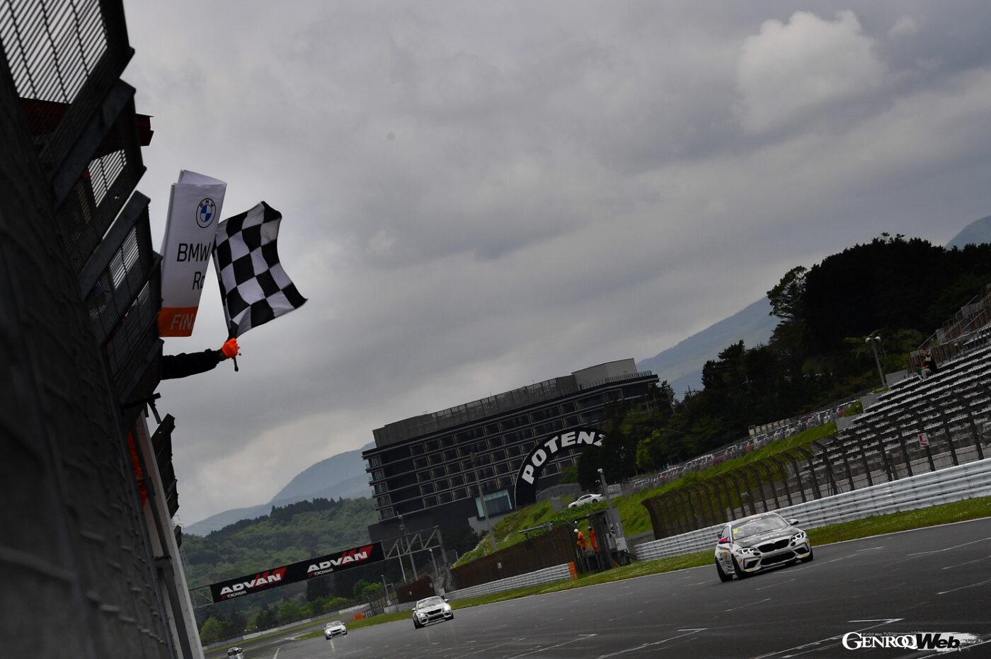 BMW ＆ MINI RacingシリーズRound2のレースシーン