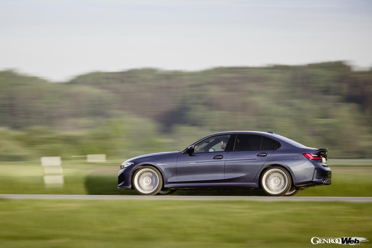 アルピナの改良新型B3リムジン。サイドビュー