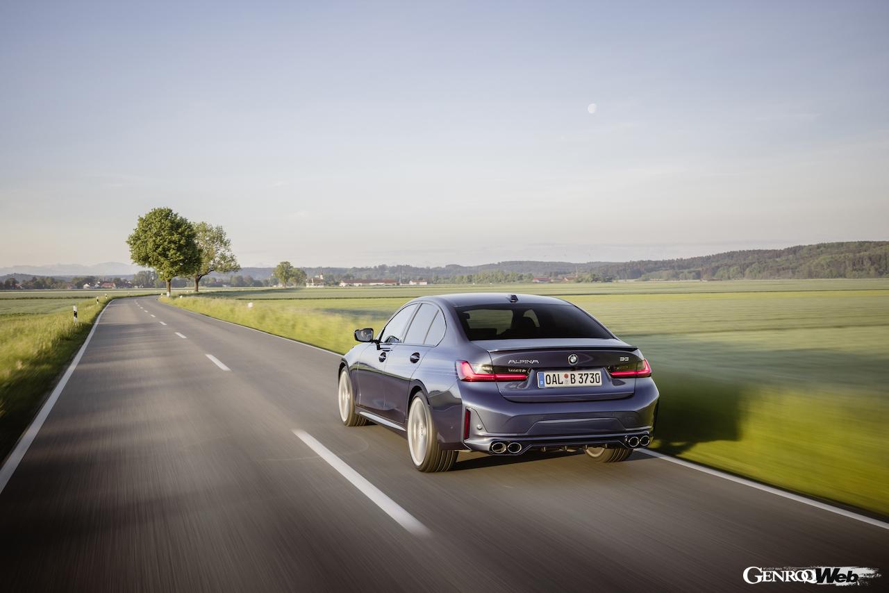 アルピナの改良新型B3リムジン。リヤビュー