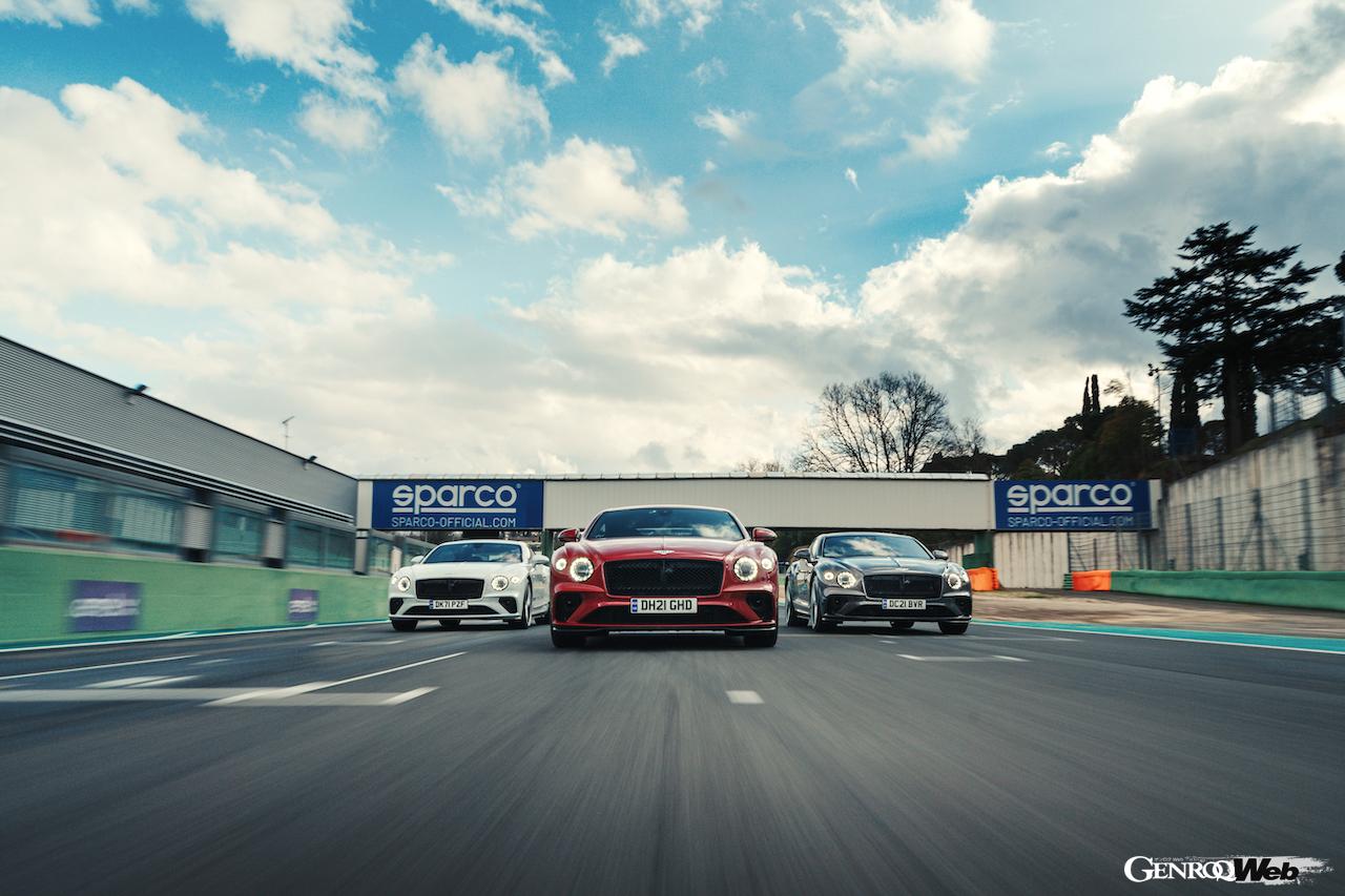 ベントレー コンチネンタルGT3台のフロントビュー