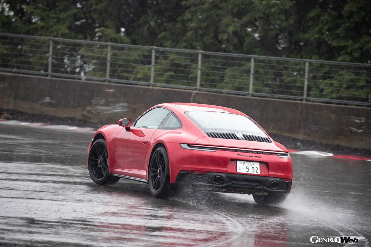 モーターファンフェスタ2022、GENROQ SUPER DRIVEの様子