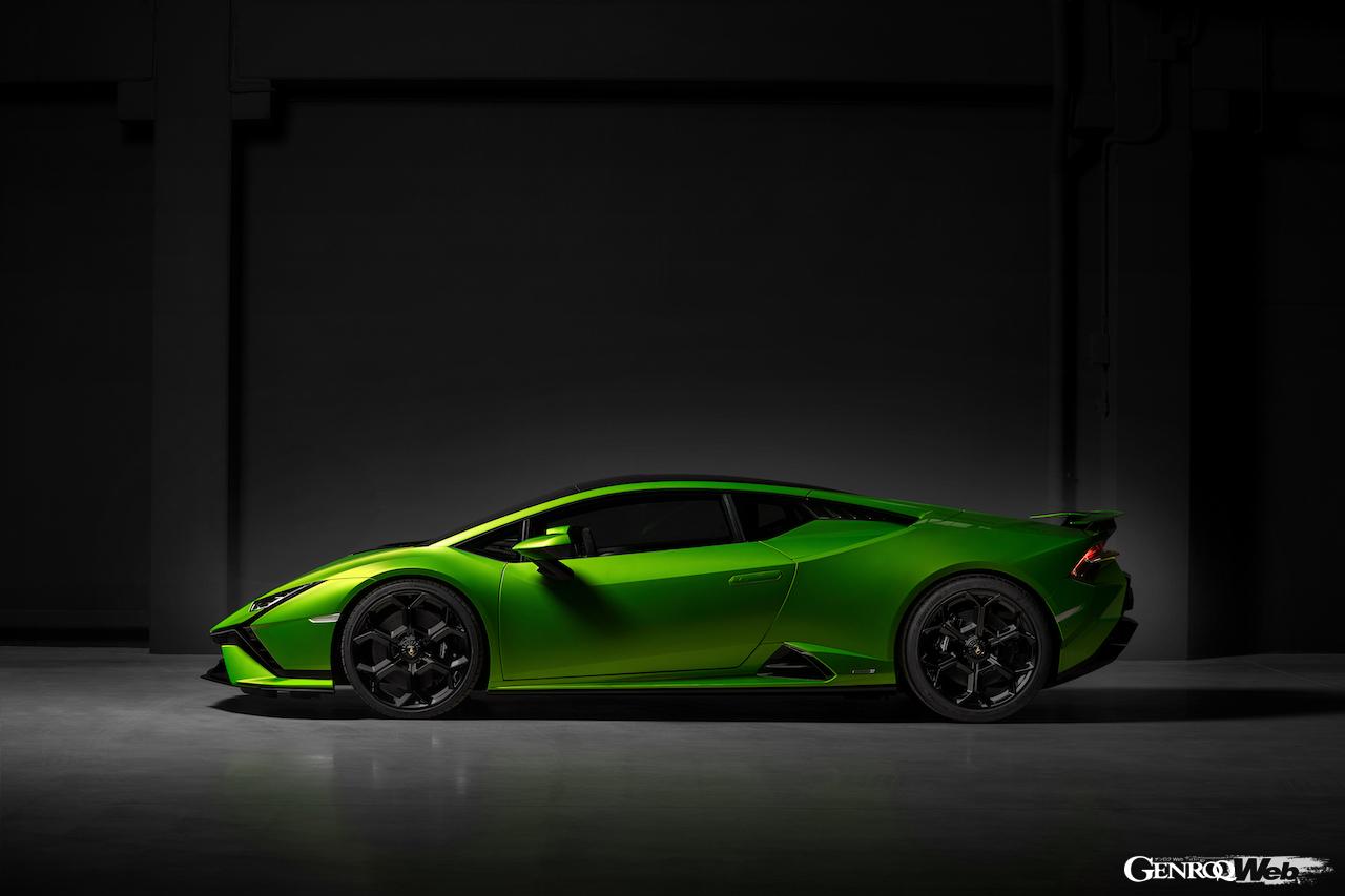 ランボルギーニ ウラカン テクニカのサイドビュー