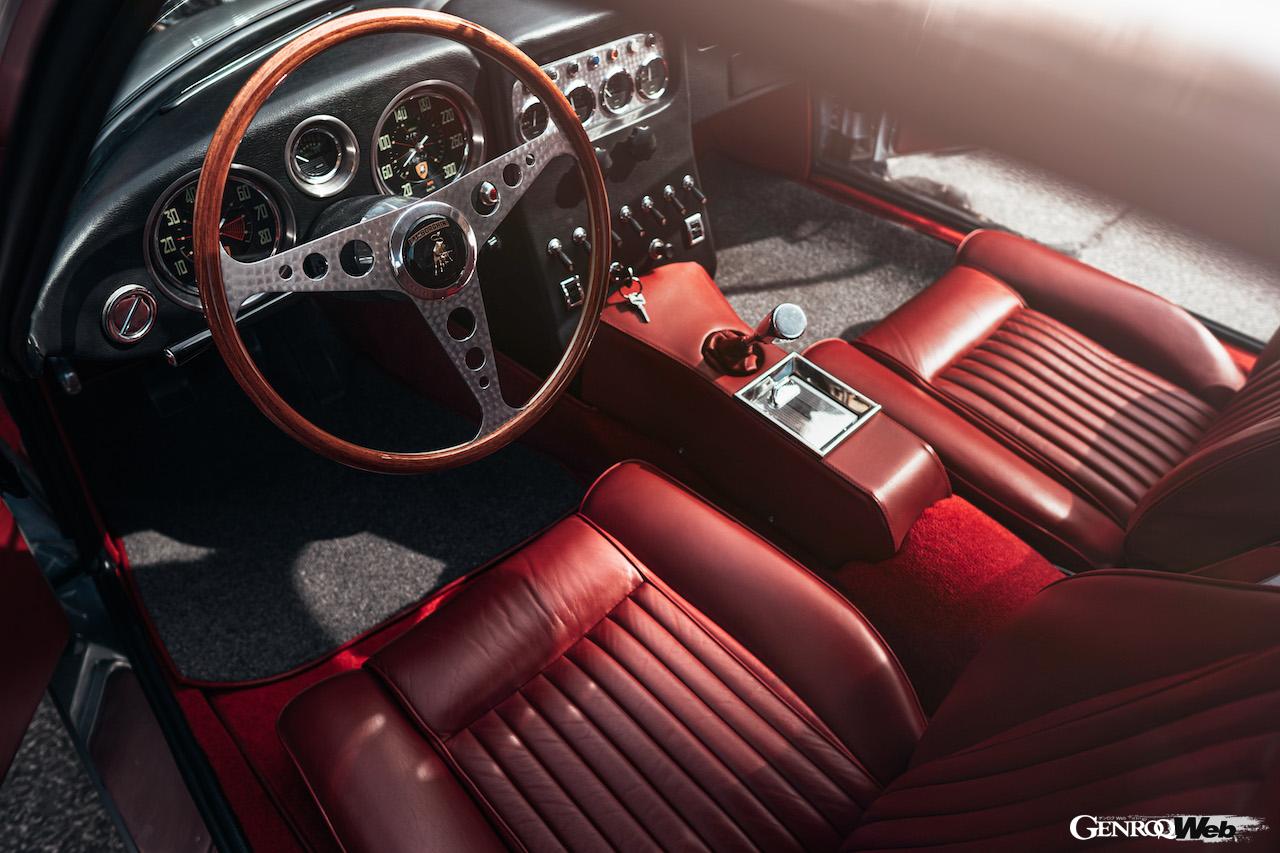 ランボルギーニ 350GTのコクピット