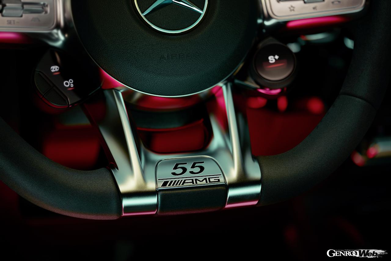 メルセデAMG CLA 45 S 4マティック “エディション55”。ステアリングホイール