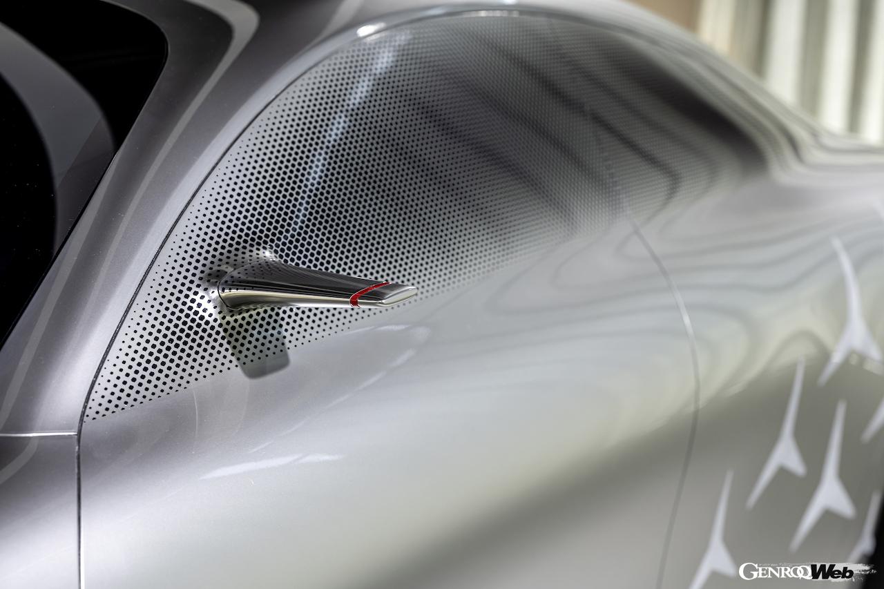 メルセデスAMGのコンセプトカー、Vision AMG。サイドミラー