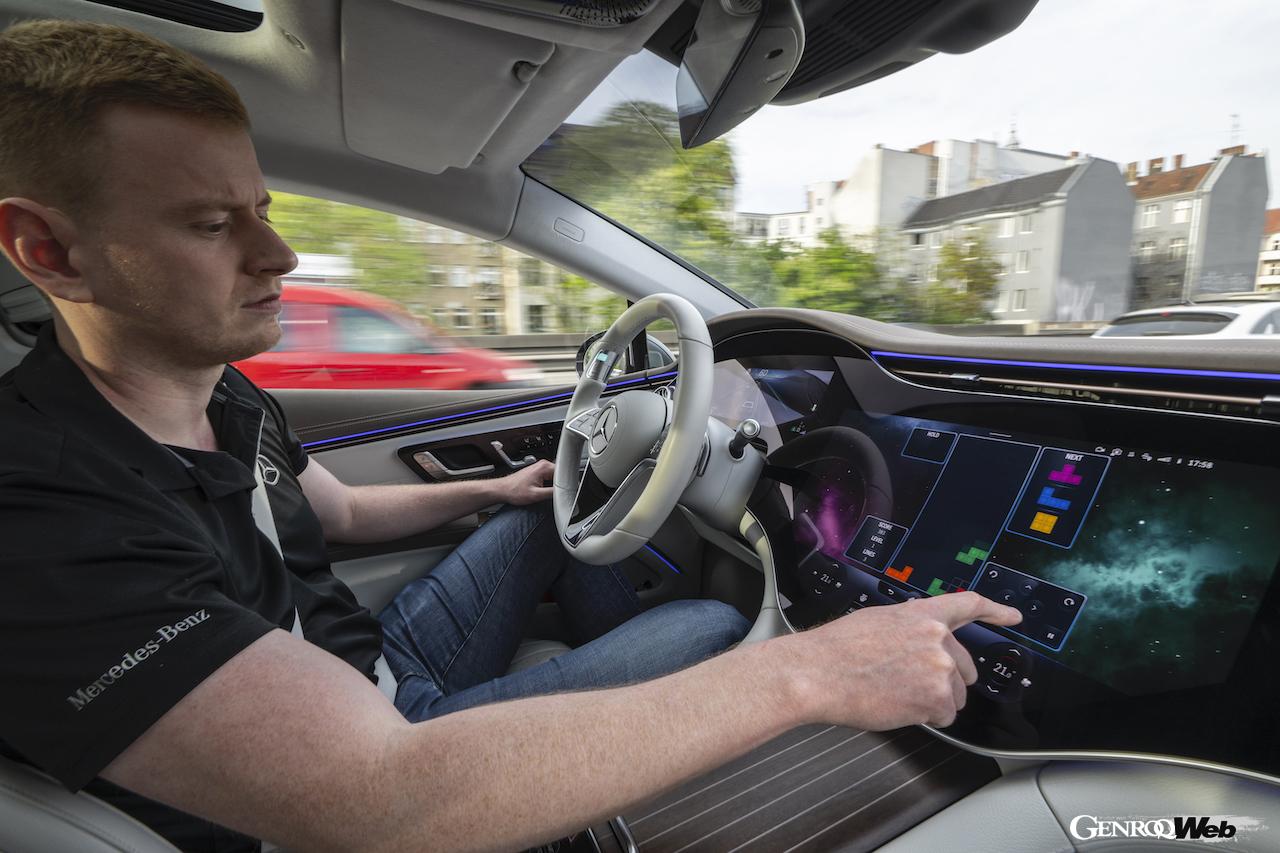 メルセデス・ベンツの条件付き自動運転システム「ドライブパイロット」の作動イメージ