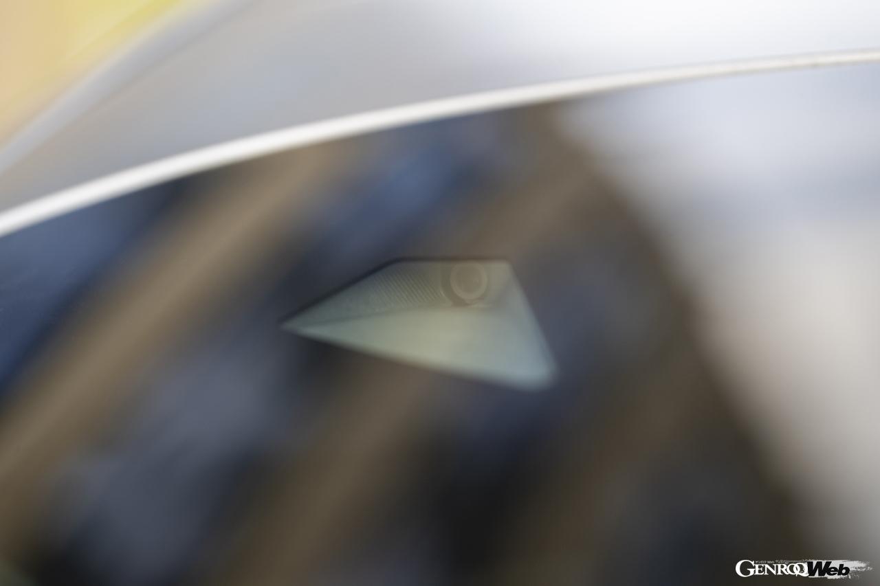 メルセデス・ベンツの条件付き自動運転システム「ドライブパイロット」を搭載するSクラス。カメラやセンサー類