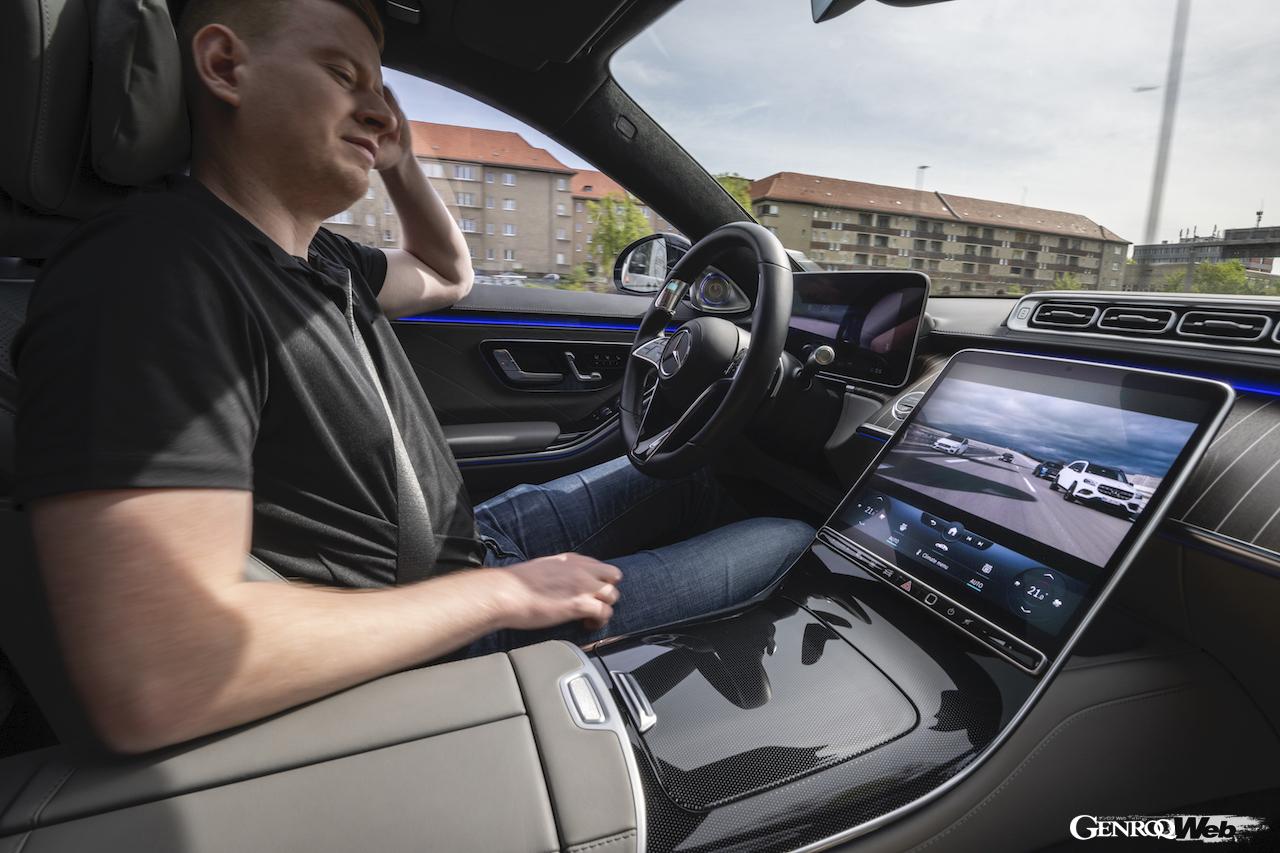 メルセデス・ベンツの条件付き自動運転システム「ドライブパイロット」の作動イメージ。