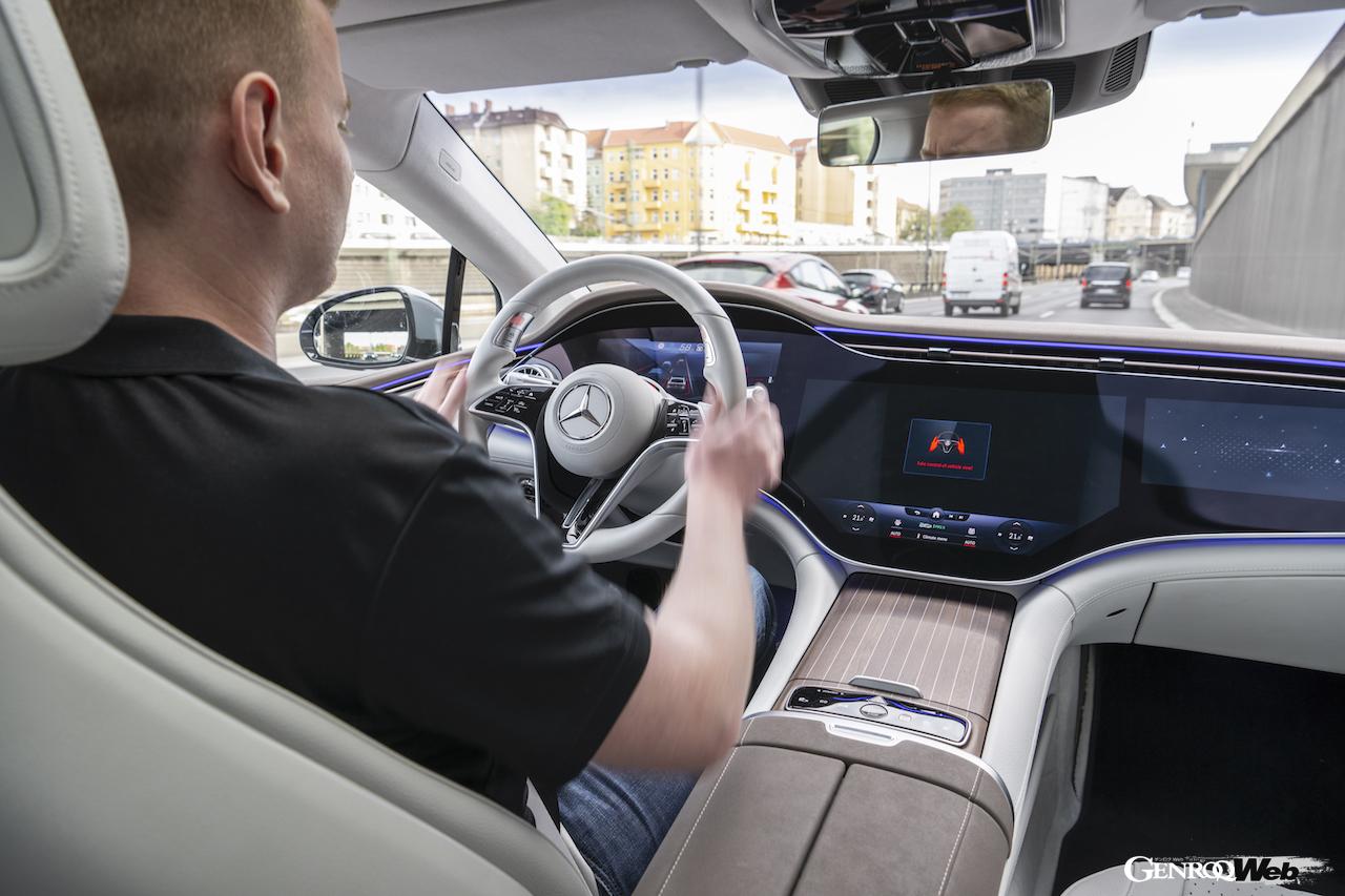 メルセデス・ベンツの条件付き自動運転システム「ドライブパイロット」の作動イメージ