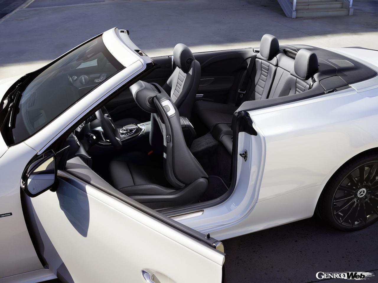 メルセデス・ベンツ Eクラス カブリオレ “ナイトエディション”のインテリア