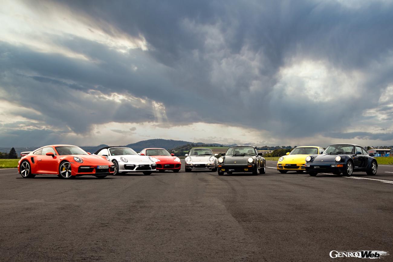 歴代ポルシェ 911 ターボのフロントビュー