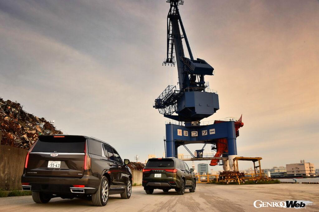 エスカレードとLX600のリヤスタイル