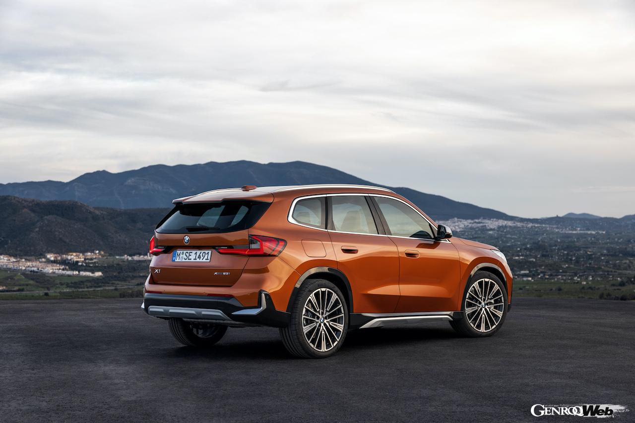 フルモデルチェンジを果たした、BMWのエントリーSAV「X1」のリヤスタイル