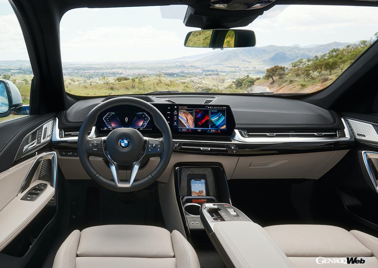 フルモデルチェンジを果たした、BMWのエントリーSAV「X1」のインテリア。