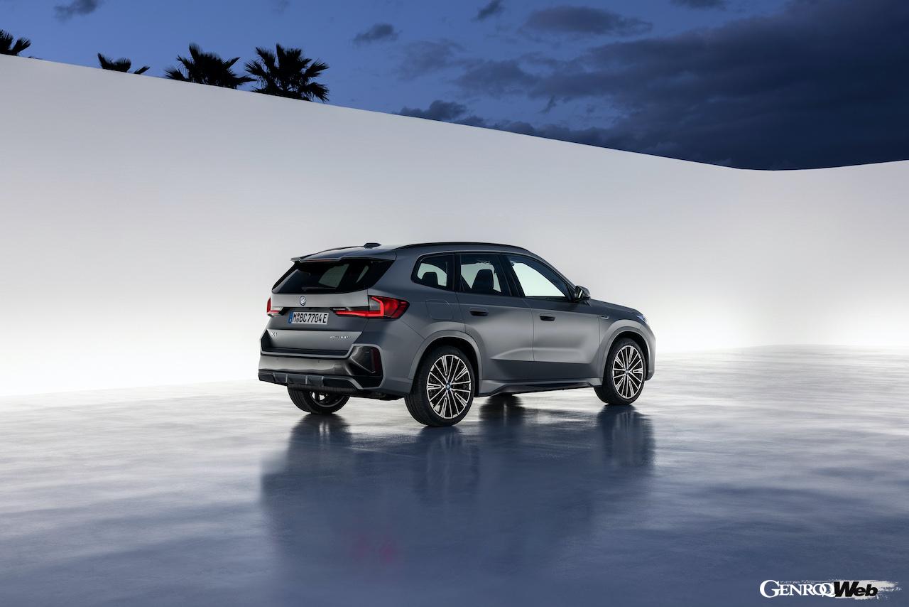 フルモデルチェンジを果たした、BMWのエントリーSAV「X1」のリヤスタイル