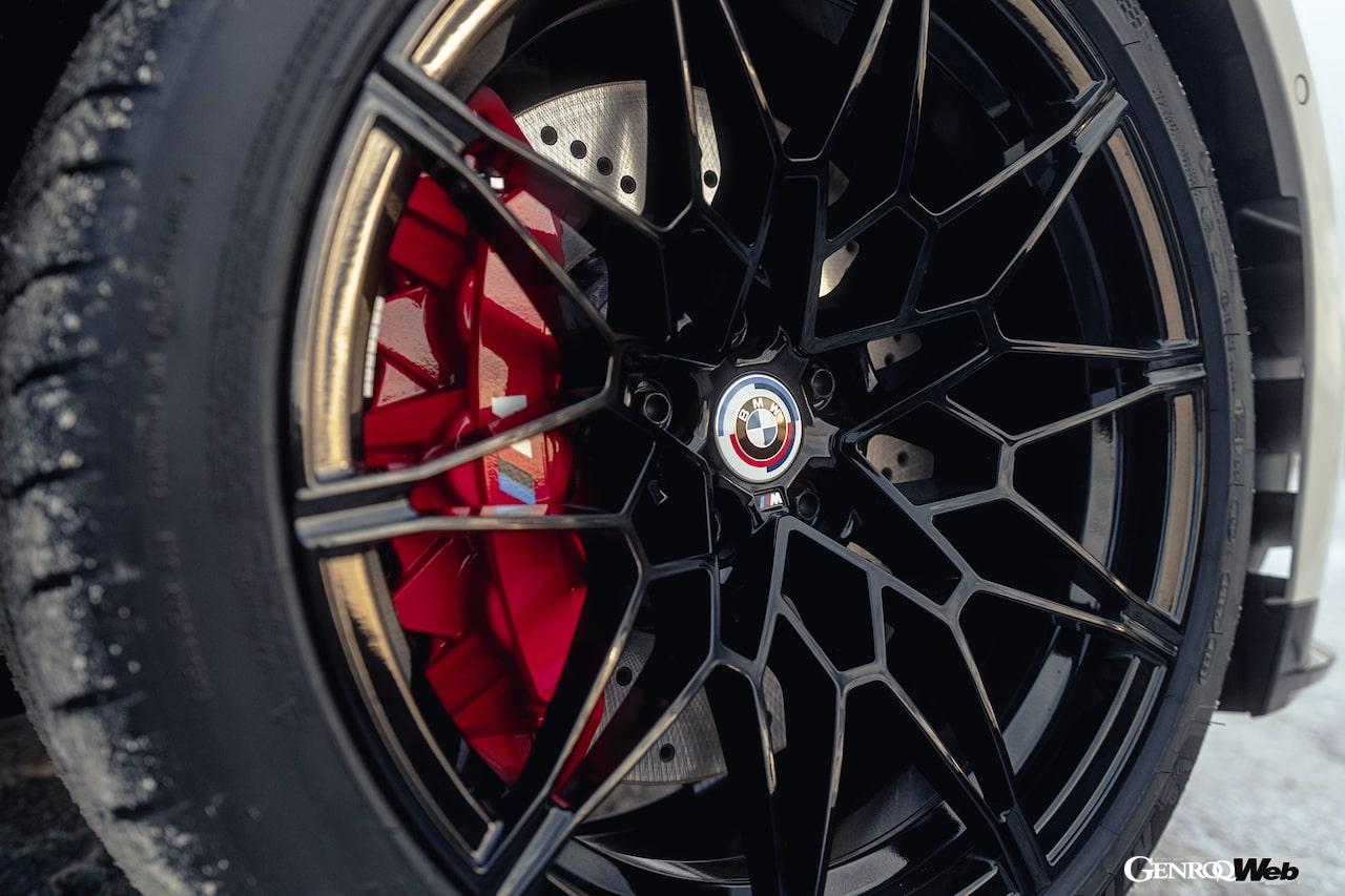 BMW M3 ツーリングの軽量鍛造アロイ・ホイール