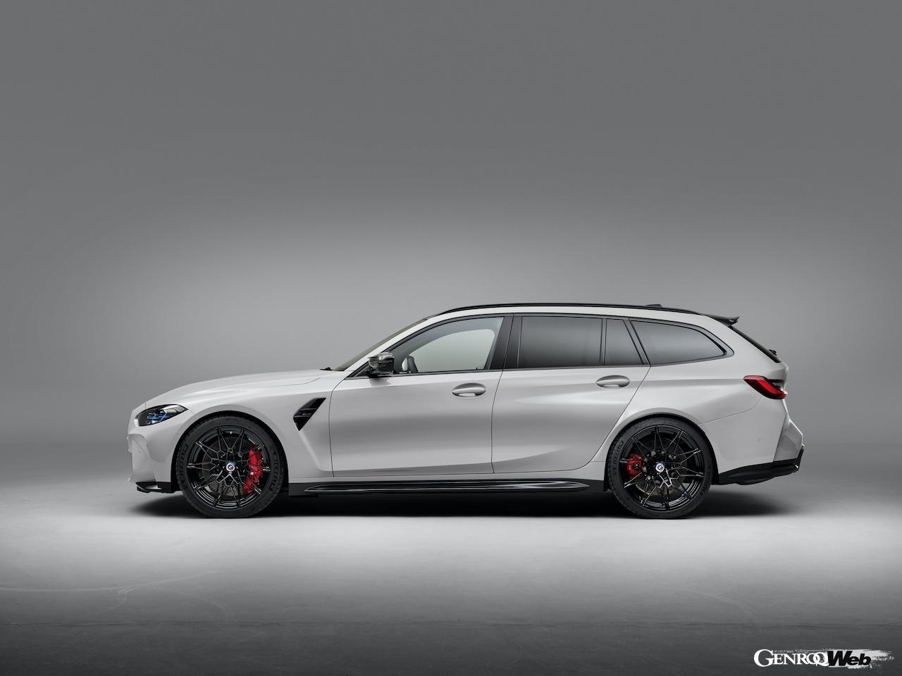 BMW M3 ツーリングのサイドビュー