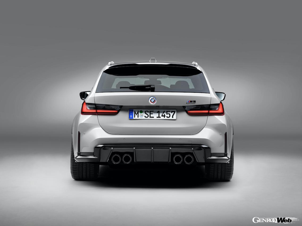 BMW M3 ツーリングのリヤビュー