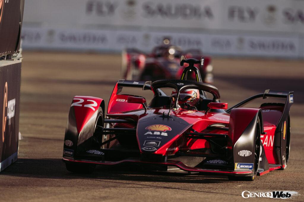 日産は、来季から導入される新規定マシン「Gen3」が使用される2023年までの参戦を確約。新たに参戦を決めたマクラーレンは、」長期的にフォーミュラEへの関与を続ける日産との協力関係を決めている。