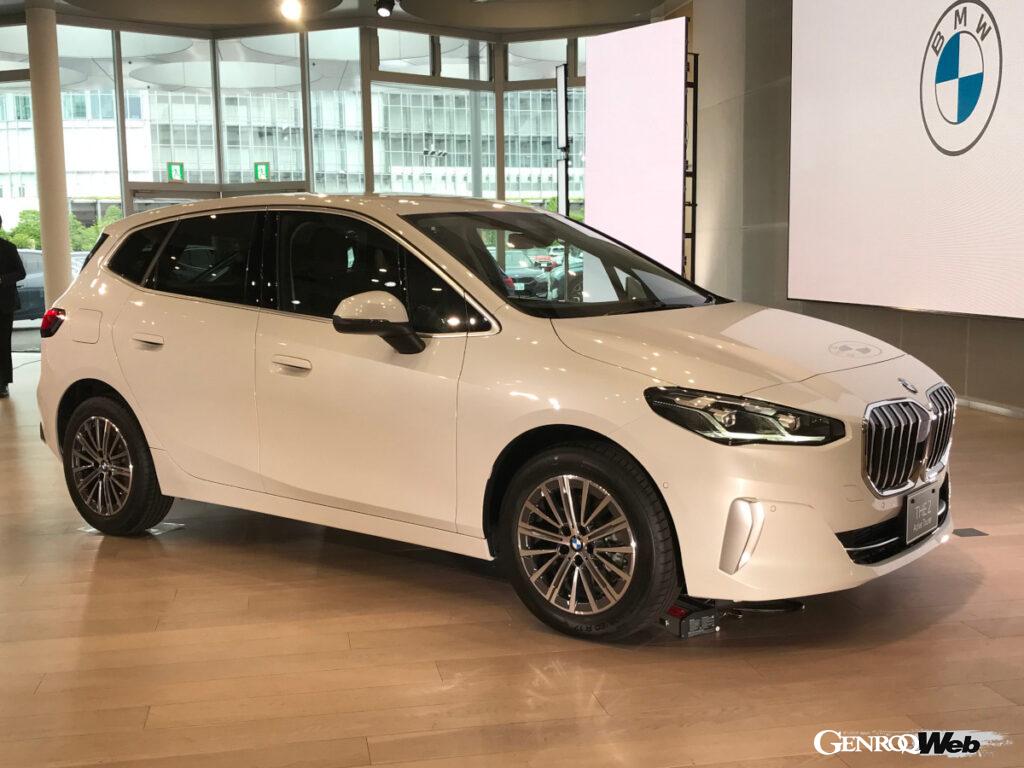 1.5リッター直3ガソリンターボエンジンを搭載する218iアクティブツアラー。