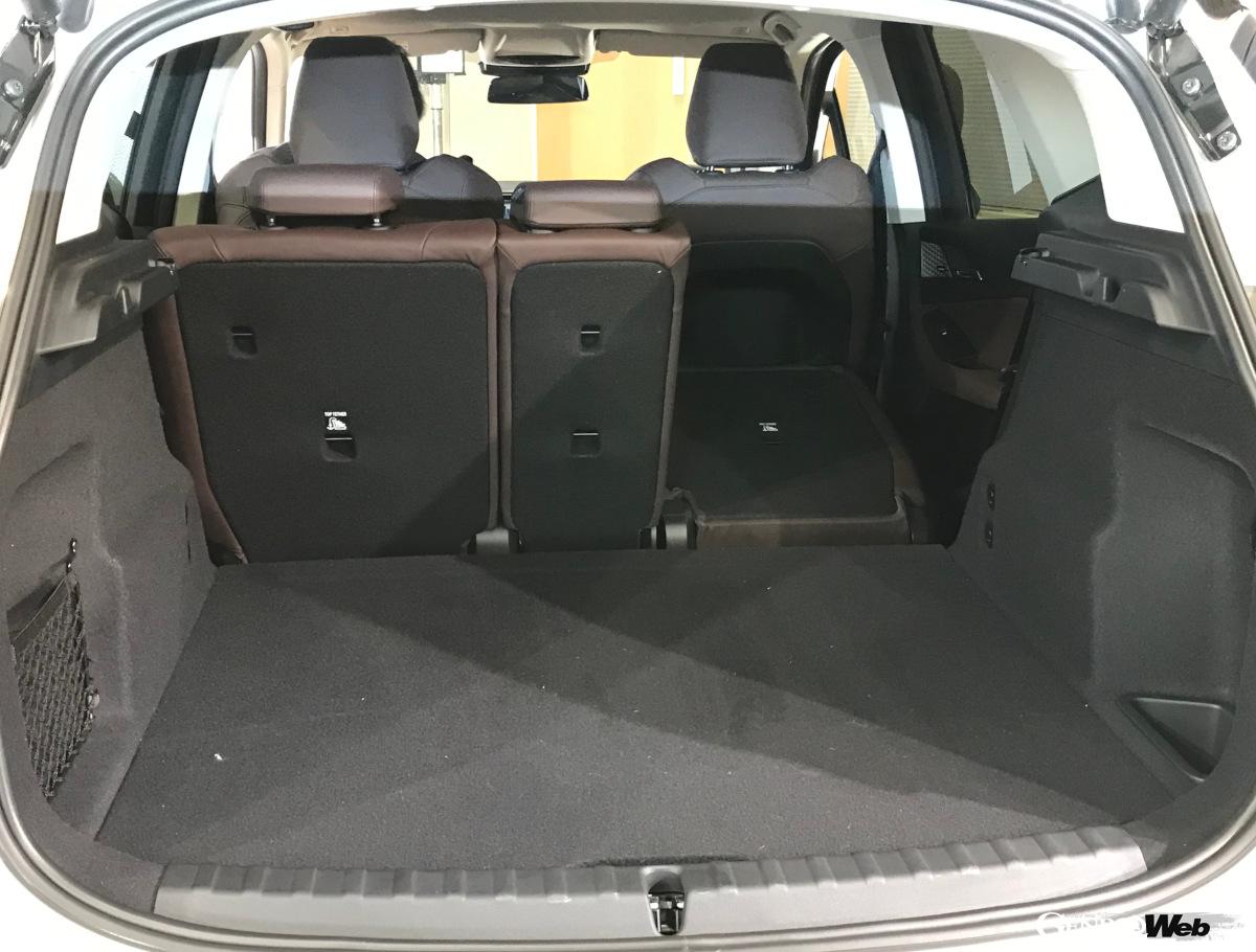 BMW 2シリーズ アクティブツアラーの荷室容量は470〜1455リットル
