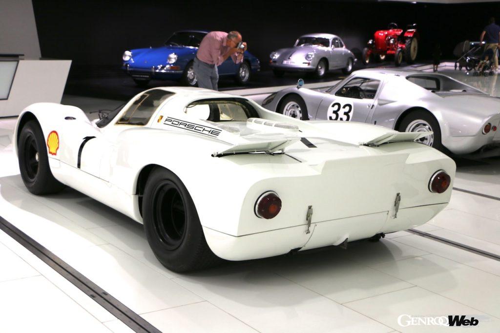 ポルシェ 908のリヤビュー