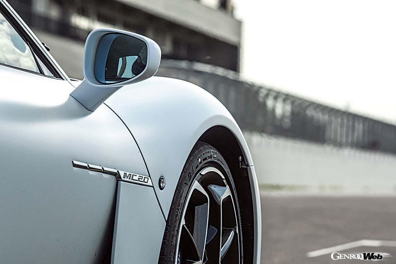 マセラティ MC20のタイヤ