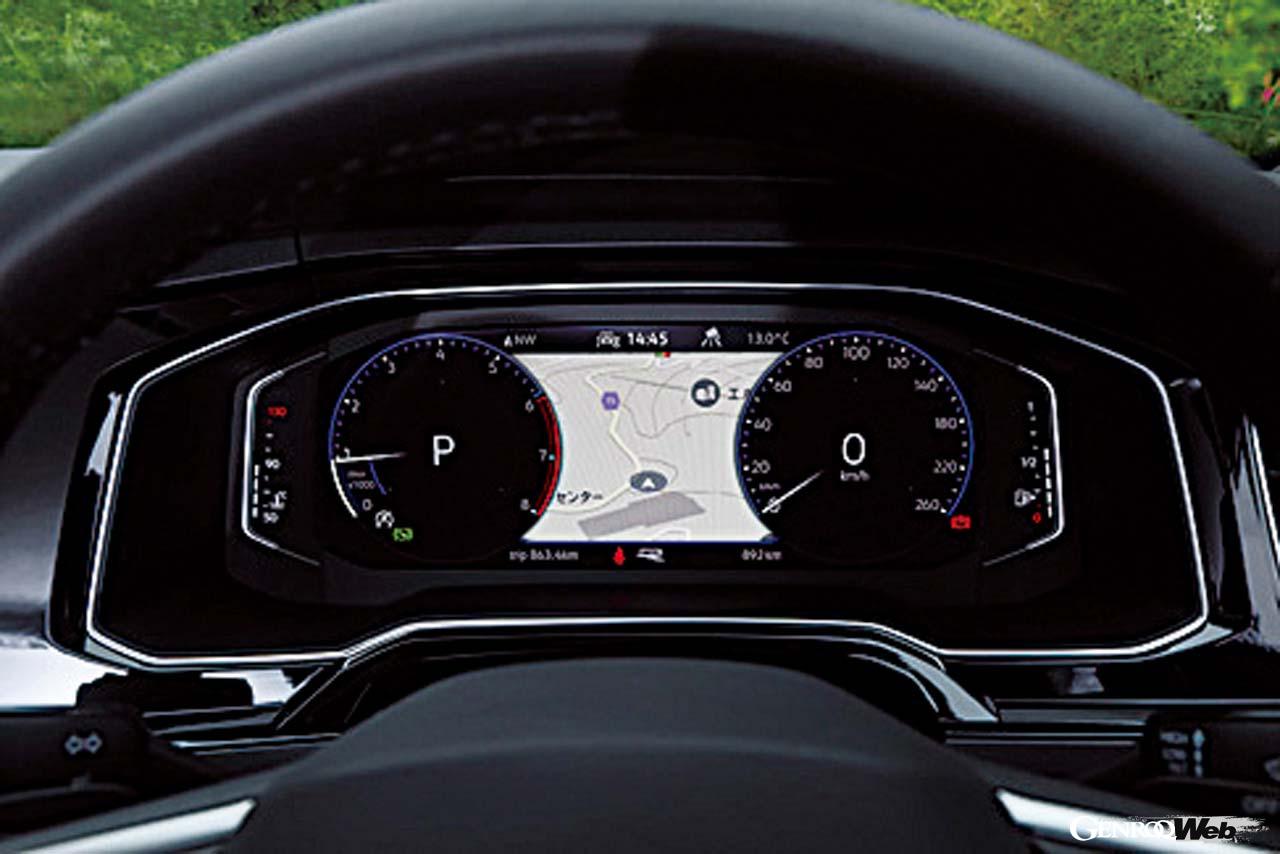 10.25インチ大型TFT液晶ディスプレイが特徴的なコクピット。全グレードに採用されている。センターのタッチスクリーンも9.2インチと大型だ。