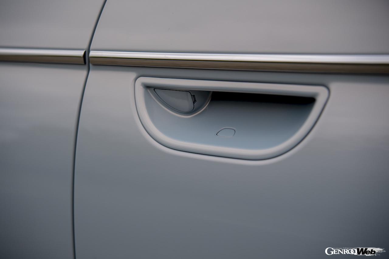 新型フィアット 500のドアハンドル