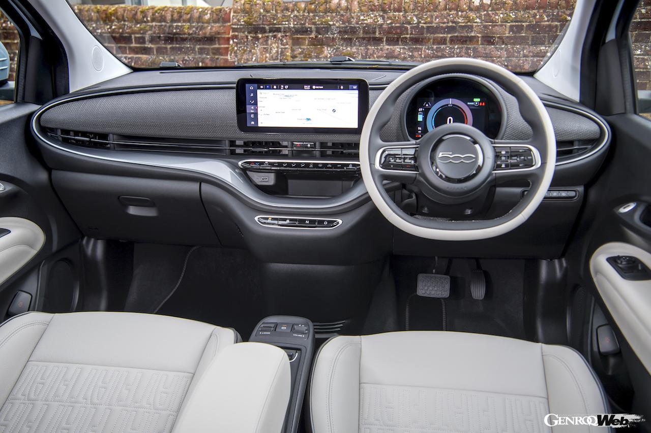 新型フィアット 500のフェイシア