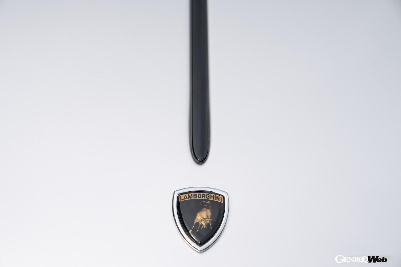 ランボルギーニ エスパーダのエンブレム