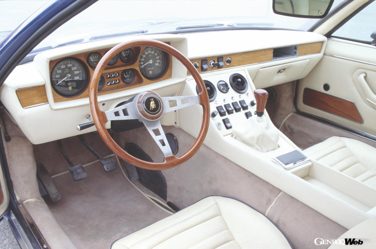 ランボルギーニ エスパーダのコクピット